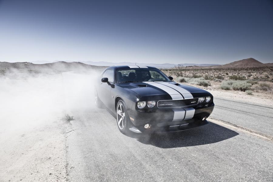  Dodge Challenger SRT8 392 2012 года  (фото 16 из 40)